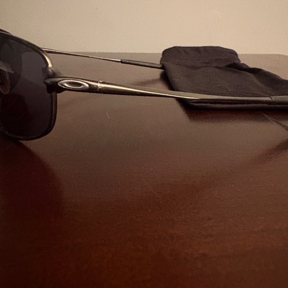 Oakley Big Square Wire Sunglasses - Picture 3 of 3